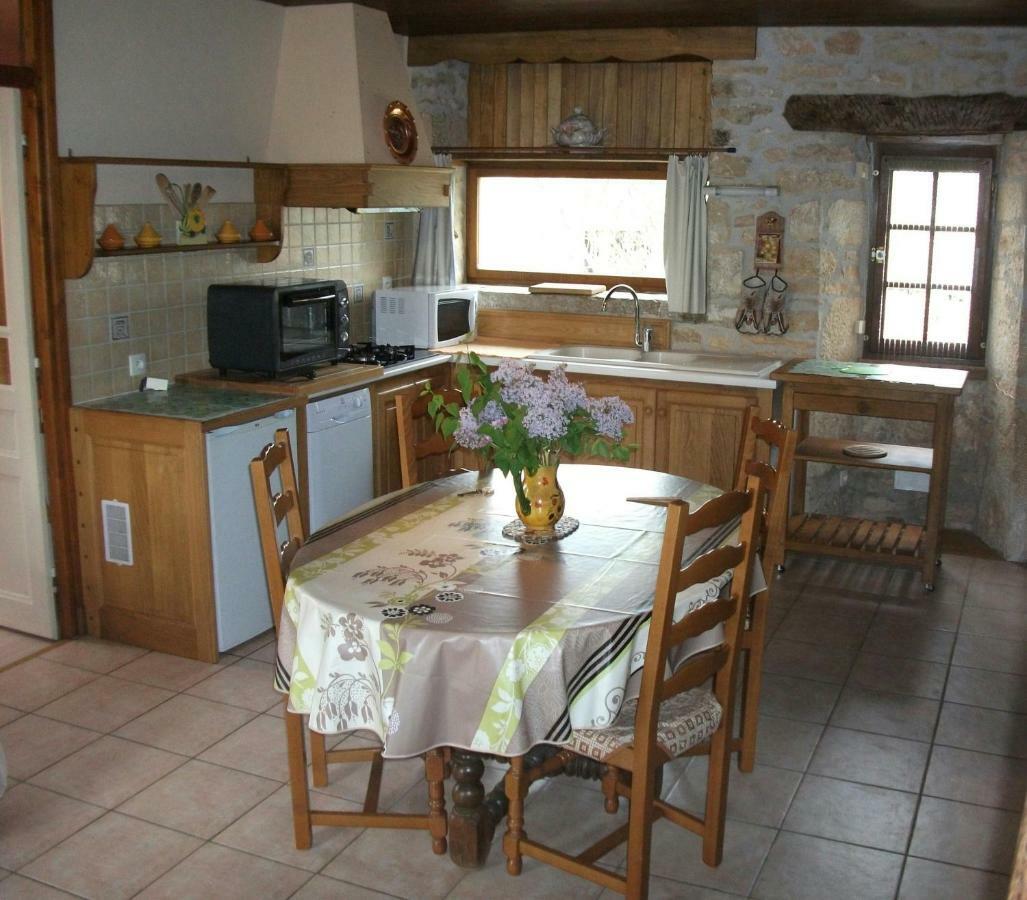 Lentillac du Causse Gite Au Coeur Du Lot, La Maison De Pauline מראה חיצוני תמונה